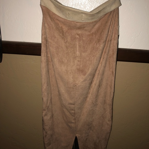 Matching Set - Picture 4 of 4